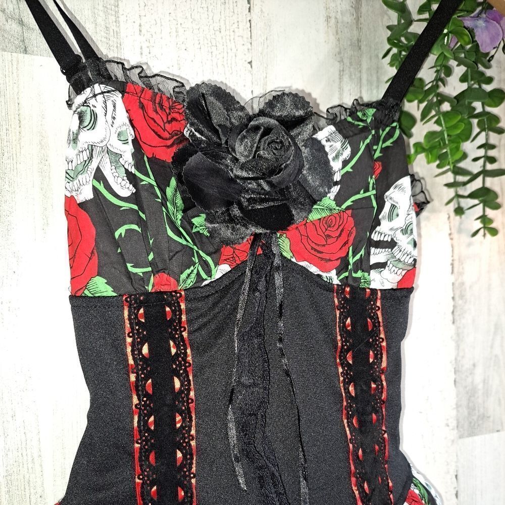 Hot Topic Black and Red Skull Dress - Picture 5 of 10
